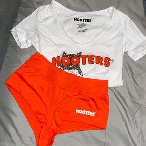 Hooters Uniform!